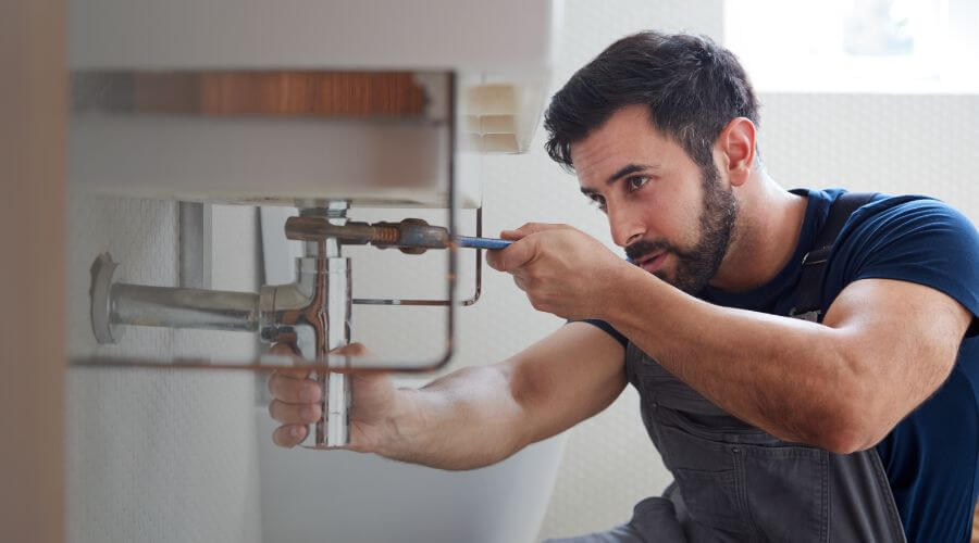 Professional clogged toilet repair in Weaubleau, MO